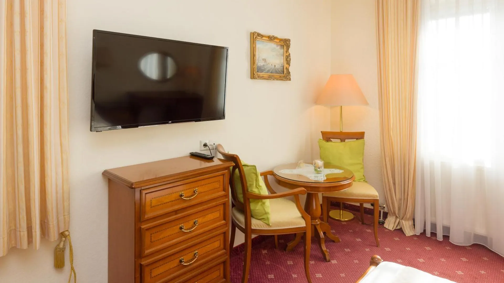 Pension Garden Vienna 0*,  Austria